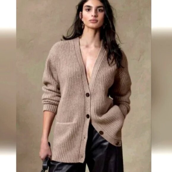 Banana Republic curio cashmere cardigan (medium, taupe) - Picture 3 of 12